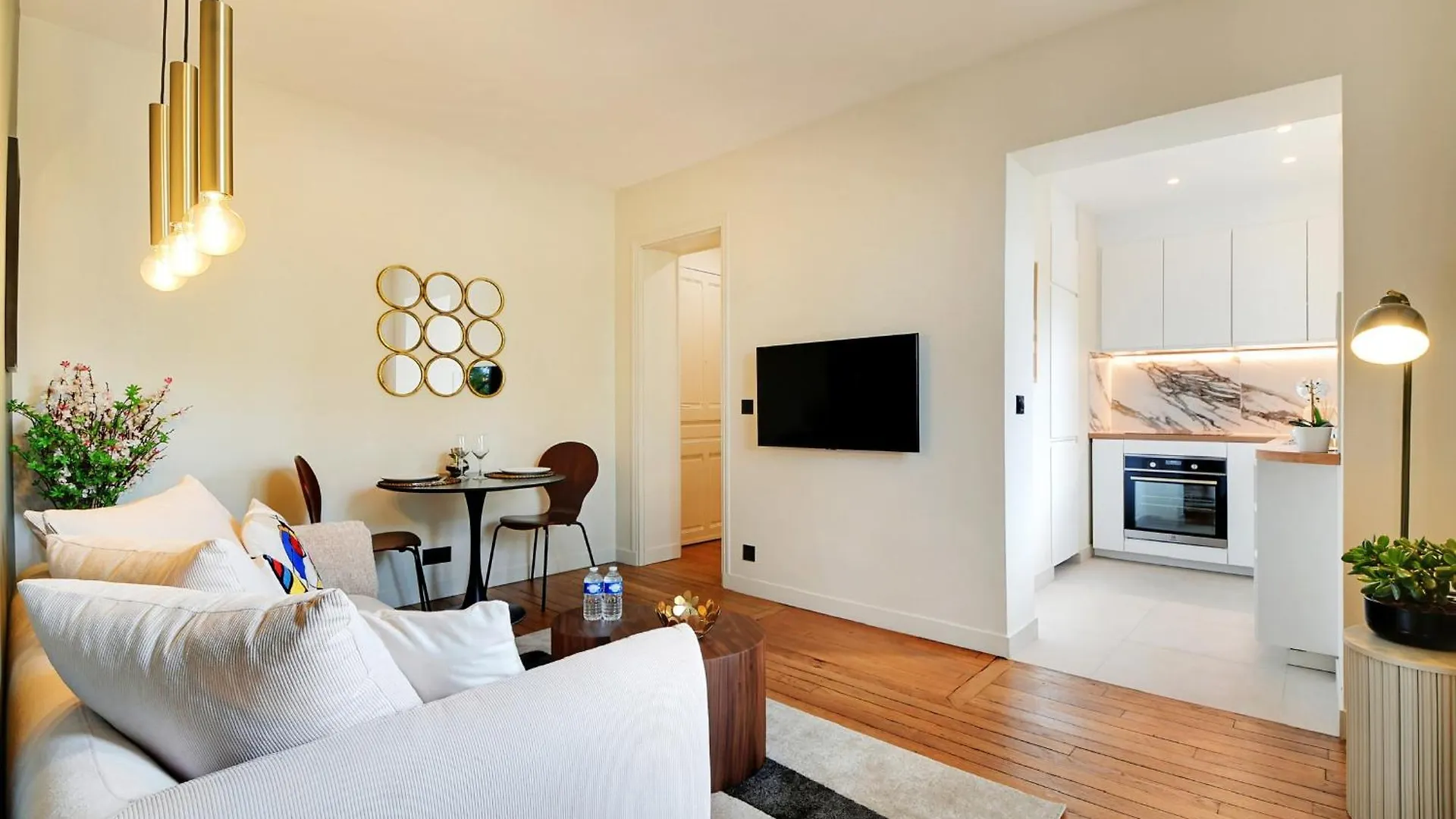 Apartment Luxury Flat By Les Maisons De Charloc Homes Paris